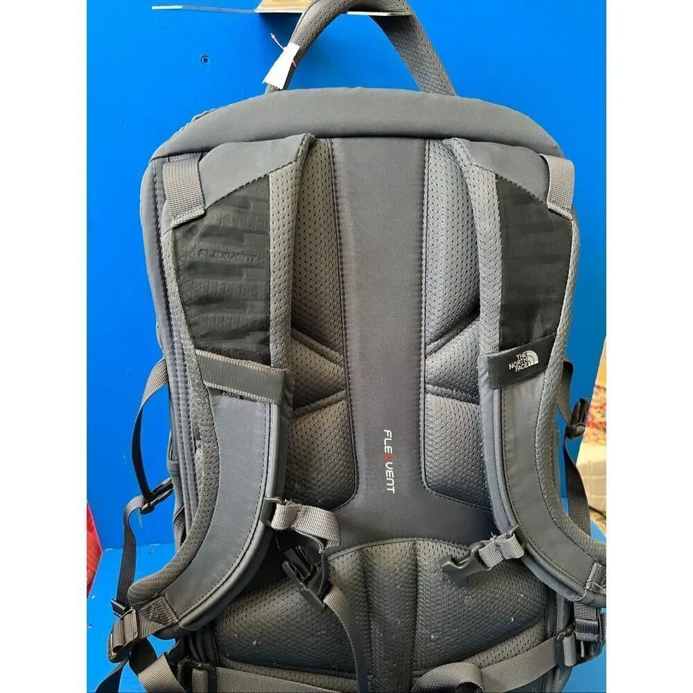 The North Face Recon Backpack Gray Pink Laptop Hiking Day Bag Padded Back ISSUES